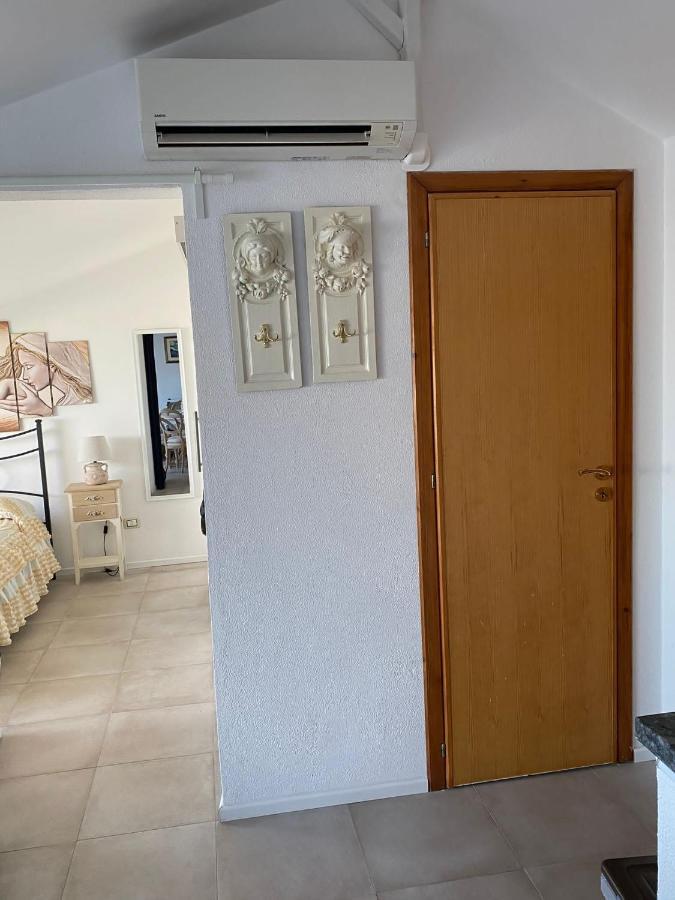 Appartamento Nel Fabbricato Denominato Il Castello Praia a Mare Luaran gambar