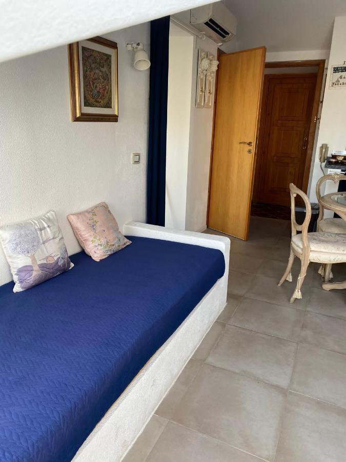 Appartamento Nel Fabbricato Denominato Il Castello Praia a Mare Luaran gambar
