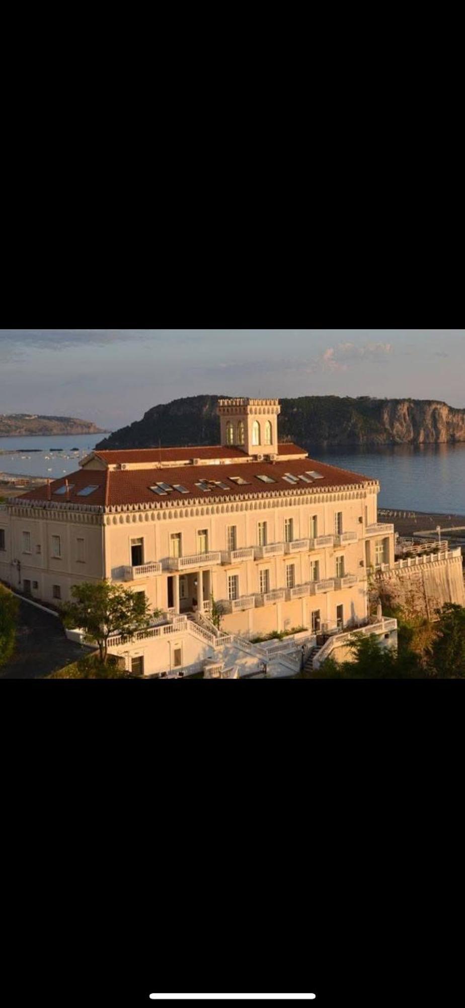 Appartamento Nel Fabbricato Denominato Il Castello Praia a Mare Luaran gambar